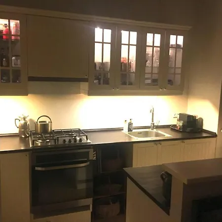 Chick & Cozy Flat In Exclusive Area | Downtown Cph *