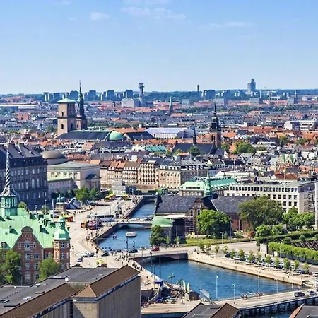 Chick & Cozy Flat In Exclusive Area | Downtown Cph